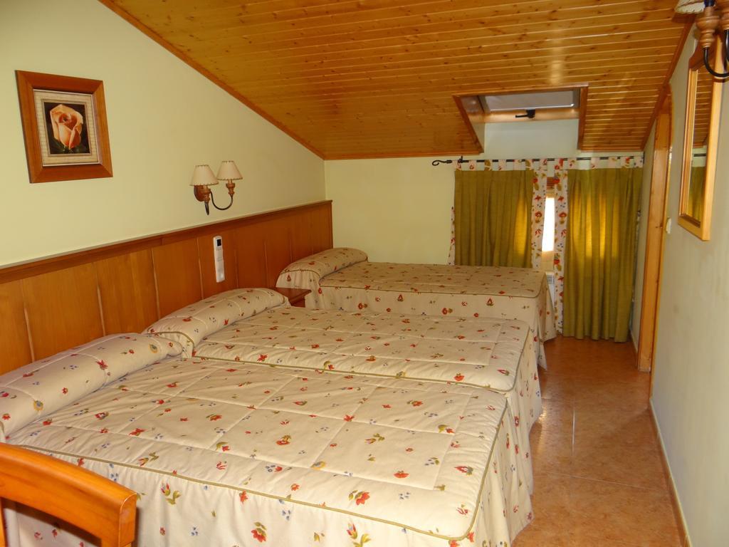 Hotel Casa Carmen Benabarre Cameră foto