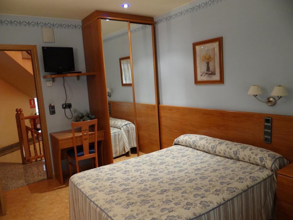 Hotel Casa Carmen Benabarre Cameră foto